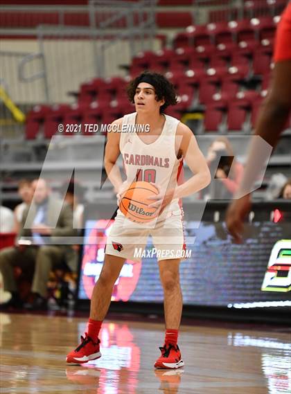 Thumbnail 3 in Farmington vs. Camden Fairview (AAA 4A State Round One) photogallery.
