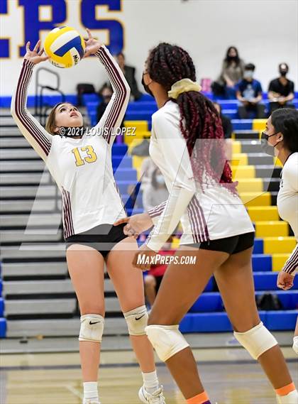Thumbnail 2 in West Covina @ Charter Oak photogallery.