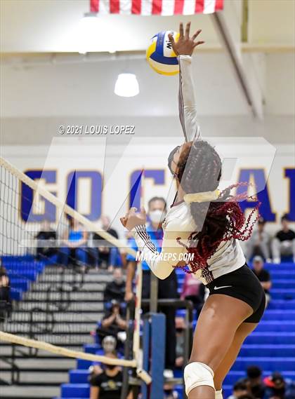 Thumbnail 1 in West Covina @ Charter Oak photogallery.