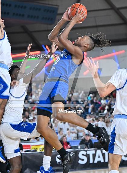 Thumbnail 1 in Federal Way vs. Curtis (WIAA 4A Semifinal) EDITORIAL photogallery.