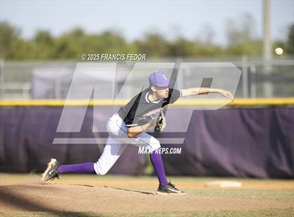 Thumbnail 3 in Lennard @ Alonso (Saladino) photogallery.