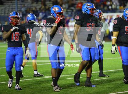 Thumbnail 3 in Los Alamitos vs. Serra (CIF SS D2 Playoffs) photogallery.