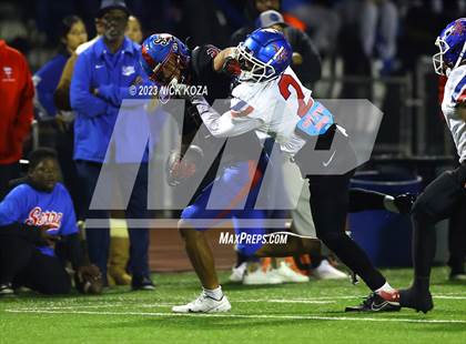 Thumbnail 1 in Los Alamitos vs. Serra (CIF SS D2 Playoffs) photogallery.