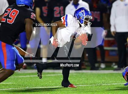Thumbnail 3 in Los Alamitos vs. Serra (CIF SS D2 Playoffs) photogallery.