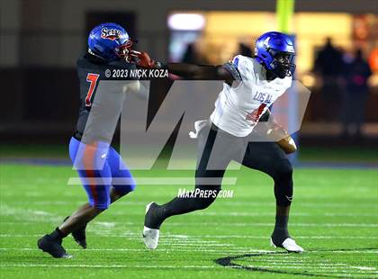 Thumbnail 1 in Los Alamitos vs. Serra (CIF SS D2 Playoffs) photogallery.