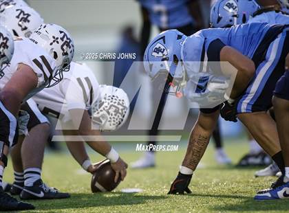 Thumbnail 1 in Chicago Mt. Carmel vs Belleville East (IHSA 8A Second Round) photogallery.