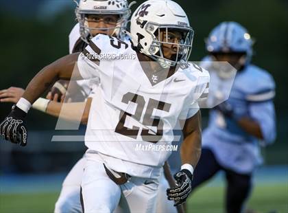 Thumbnail 3 in Chicago Mt. Carmel vs Belleville East (IHSA 8A Second Round) photogallery.