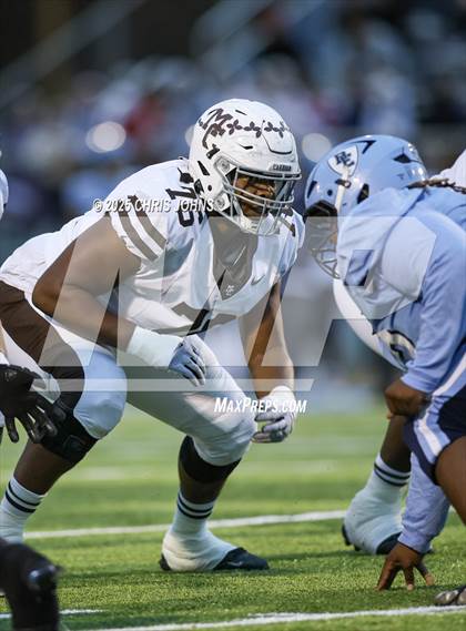 Thumbnail 1 in Chicago Mt. Carmel vs Belleville East (IHSA 8A Second Round) photogallery.