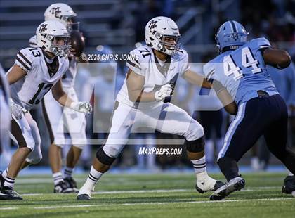 Thumbnail 2 in Chicago Mt. Carmel vs Belleville East (IHSA 8A Second Round) photogallery.