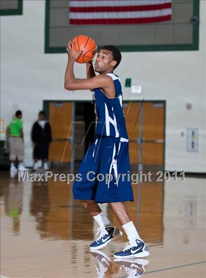 Thumbnail 3 in Skyline vs. Ranchview (CFB Invitational) photogallery.