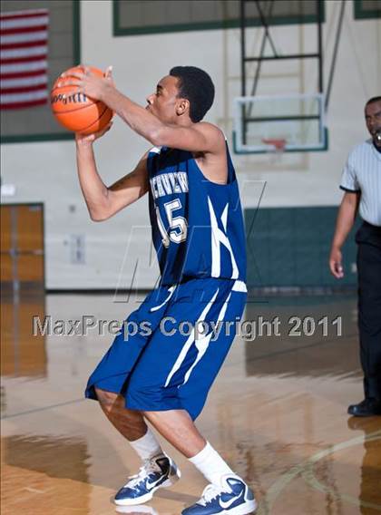 Thumbnail 1 in Skyline vs. Ranchview (CFB Invitational) photogallery.