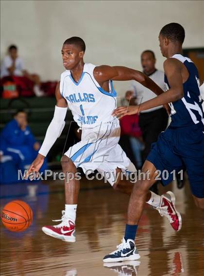 Thumbnail 1 in Skyline vs. Ranchview (CFB Invitational) photogallery.