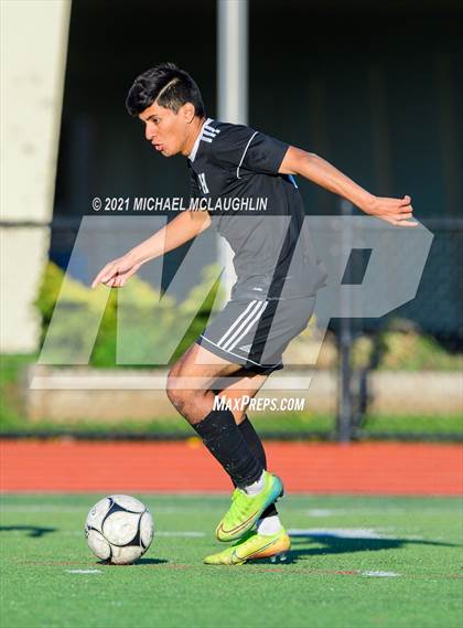 Thumbnail 3 in Massapequa vs Hicksville (Sect VIII Class AA Final) photogallery.