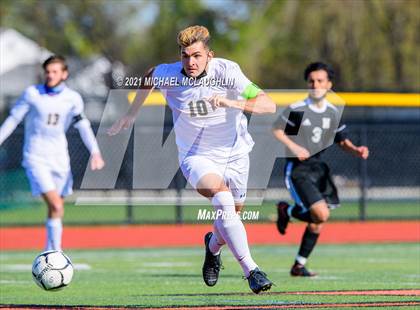Thumbnail 3 in Massapequa vs Hicksville (Sect VIII Class AA Final) photogallery.