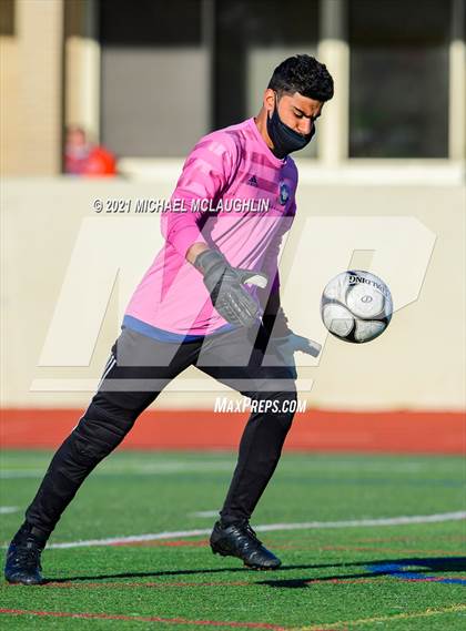 Thumbnail 1 in Massapequa vs Hicksville (Sect VIII Class AA Final) photogallery.