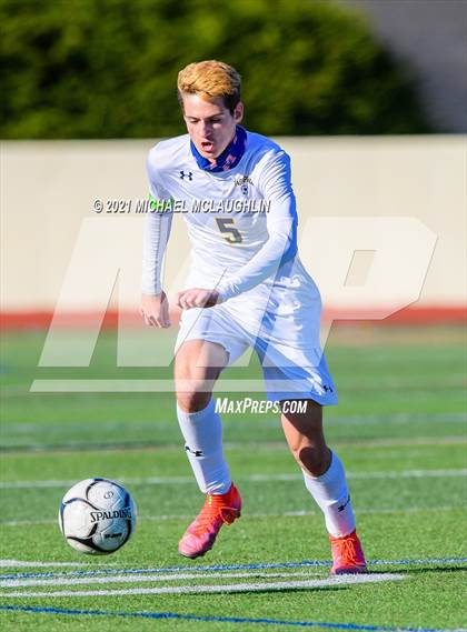 Thumbnail 3 in Massapequa vs Hicksville (Sect VIII Class AA Final) photogallery.