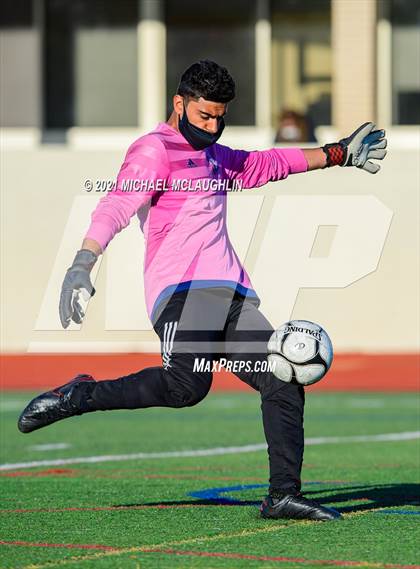 Thumbnail 3 in Massapequa vs Hicksville (Sect VIII Class AA Final) photogallery.
