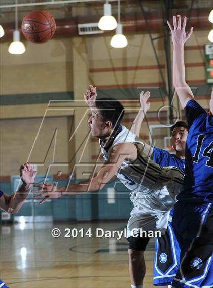 Thumbnail 3 in San Marino vs. Gabrielino (San Gabriel Tournament) photogallery.
