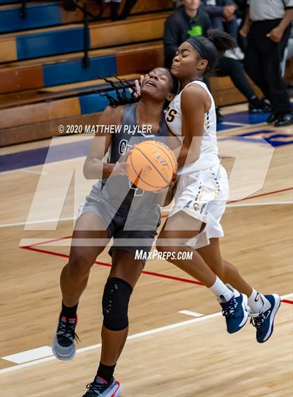 Thumbnail 2 in Trinity Christian vs. Cape Fear (MLK Dream Jam at Terry Sanford) photogallery.