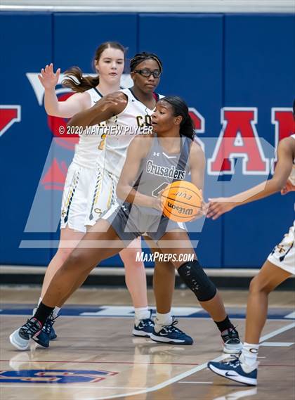 Thumbnail 3 in Trinity Christian vs. Cape Fear (MLK Dream Jam at Terry Sanford) photogallery.
