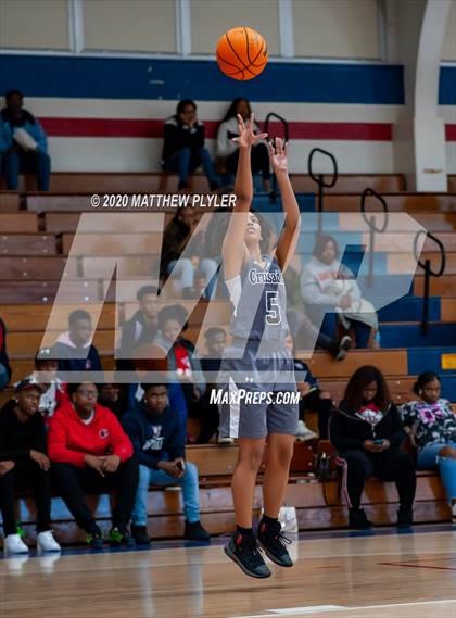 Thumbnail 2 in Trinity Christian vs. Cape Fear (MLK Dream Jam at Terry Sanford) photogallery.