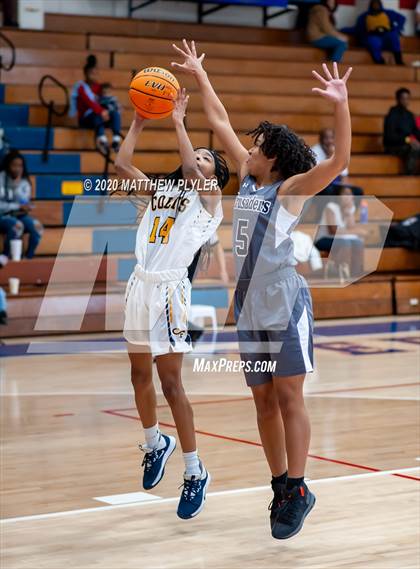 Thumbnail 3 in Trinity Christian vs. Cape Fear (MLK Dream Jam at Terry Sanford) photogallery.