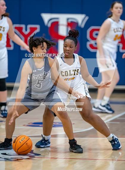 Thumbnail 3 in Trinity Christian vs. Cape Fear (MLK Dream Jam at Terry Sanford) photogallery.
