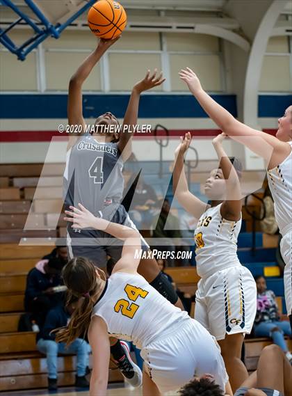 Thumbnail 1 in Trinity Christian vs. Cape Fear (MLK Dream Jam at Terry Sanford) photogallery.