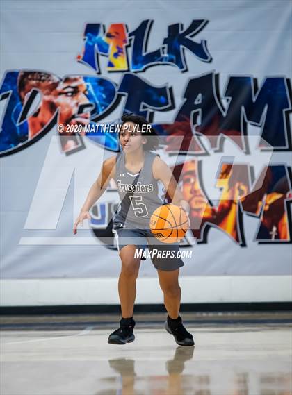 Thumbnail 3 in Trinity Christian vs. Cape Fear (MLK Dream Jam at Terry Sanford) photogallery.