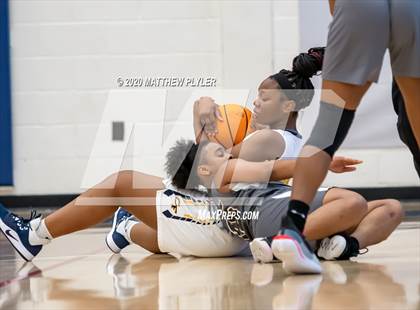 Thumbnail 1 in Trinity Christian vs. Cape Fear (MLK Dream Jam at Terry Sanford) photogallery.