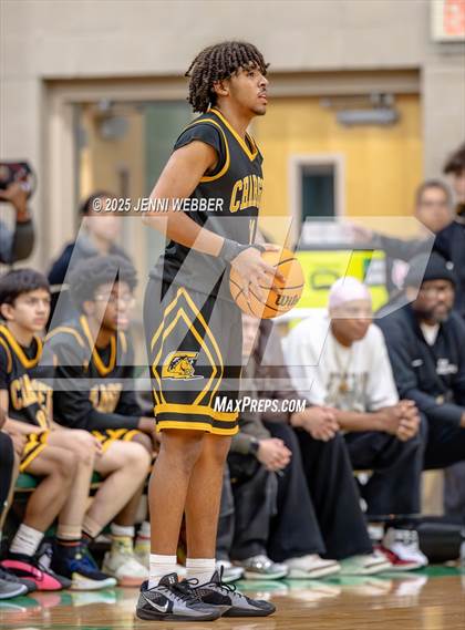 Thumbnail 2 in Clark vs. Rancho (NIAA 4A Semifinal) photogallery.