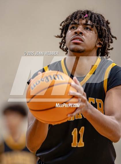 Thumbnail 3 in Clark vs. Rancho (NIAA 4A Semifinal) photogallery.