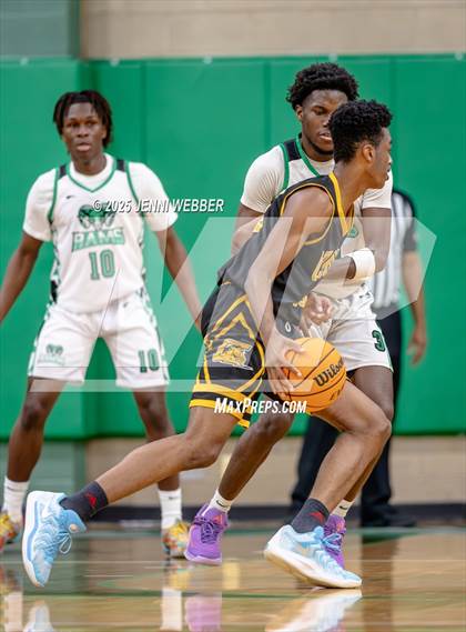 Thumbnail 1 in Clark vs. Rancho (NIAA 4A Semifinal) photogallery.