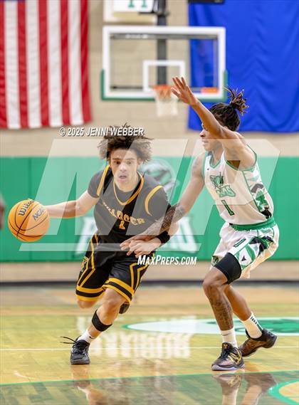 Thumbnail 1 in Clark vs. Rancho (NIAA 4A Semifinal) photogallery.