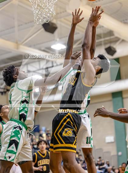 Thumbnail 1 in Clark vs. Rancho (NIAA 4A Semifinal) photogallery.