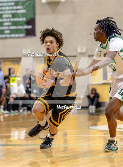 Thumbnail 3 in Clark vs. Rancho (NIAA 4A Semifinal) photogallery.