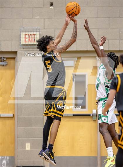 Thumbnail 1 in Clark vs. Rancho (NIAA 4A Semifinal) photogallery.