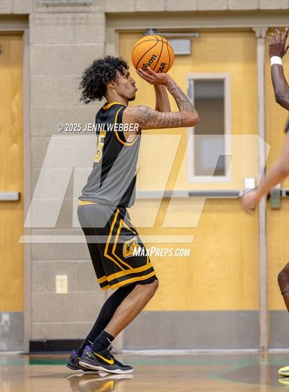 Thumbnail 2 in Clark vs. Rancho (NIAA 4A Semifinal) photogallery.