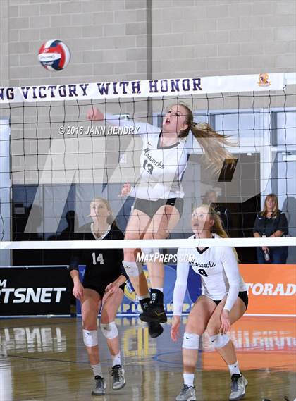 Thumbnail 2 in Archbishop Mitty vs. Santa Margarita (CIF State Open Division Final) photogallery.