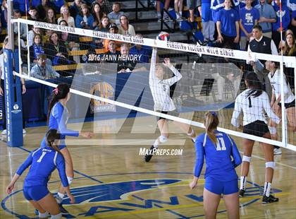 Thumbnail 3 in Archbishop Mitty vs. Santa Margarita (CIF State Open Division Final) photogallery.