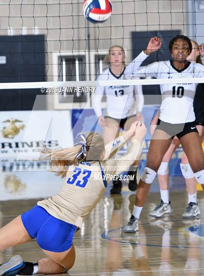 Thumbnail 2 in Archbishop Mitty vs. Santa Margarita (CIF State Open Division Final) photogallery.