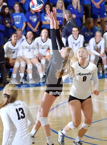 Thumbnail 3 in Archbishop Mitty vs. Santa Margarita (CIF State Open Division Final) photogallery.