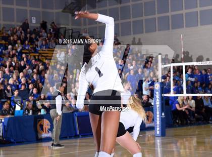 Thumbnail 3 in Archbishop Mitty vs. Santa Margarita (CIF State Open Division Final) photogallery.