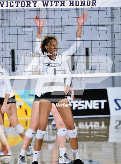 Thumbnail 1 in Archbishop Mitty vs. Santa Margarita (CIF State Open Division Final) photogallery.