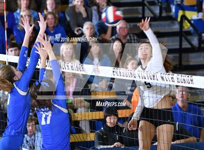 Thumbnail 3 in Archbishop Mitty vs. Santa Margarita (CIF State Open Division Final) photogallery.