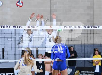 Thumbnail 3 in Archbishop Mitty vs. Santa Margarita (CIF State Open Division Final) photogallery.