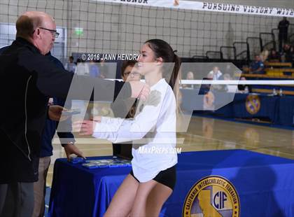 Thumbnail 2 in Archbishop Mitty vs. Santa Margarita (CIF State Open Division Final) photogallery.
