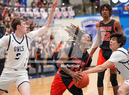 Thumbnail 2 in Olathe West vs. Shawnee Mission Northwest (KSHSAA 6A Sub-State) photogallery.