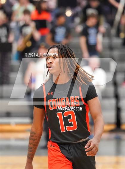 Thumbnail 1 in Olathe West vs. Shawnee Mission Northwest (KSHSAA 6A Sub-State) photogallery.