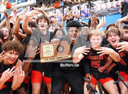 Thumbnail 1 in Olathe West vs. Shawnee Mission Northwest (KSHSAA 6A Sub-State) photogallery.